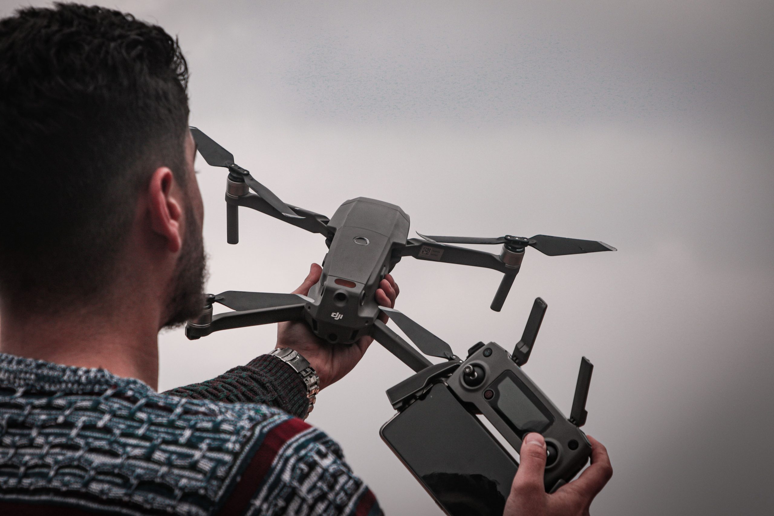Drone professionnel en Charente : réglementation, sécurité et vérifications